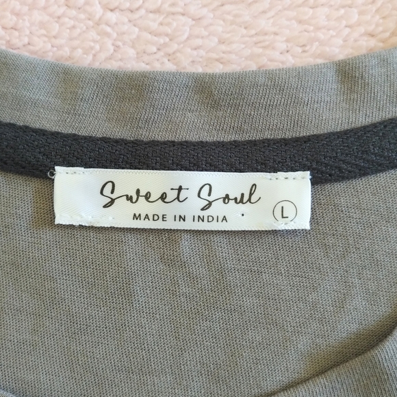 Sweet🍭 Soul Clothing Co. Rocky Mountains🏞️ Tee - Picture 6 of 12